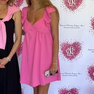 Pink Dress size small ties in bow in the back